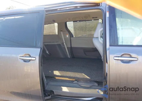 2017 Toyota Sienna Xle 7 Passenger from USA, damaged, VIN 5TDDZ3DCXHS176849